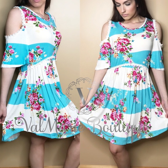 Floral Cold Shoulder Dress - Picture 2 of 7